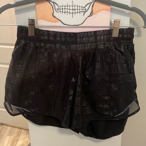 lululemon hotty hot shorts